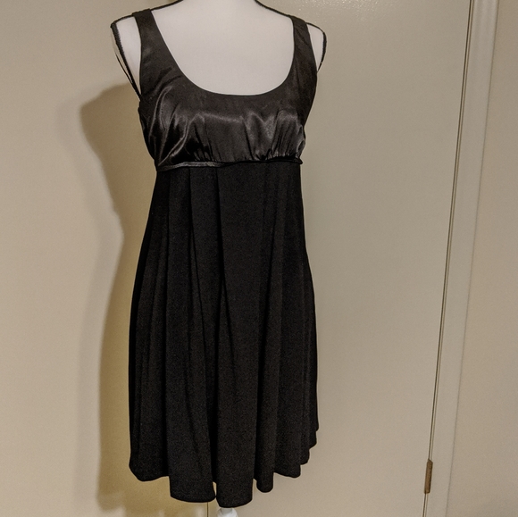 B-Smart size Medium black dress - Picture 1 of 5